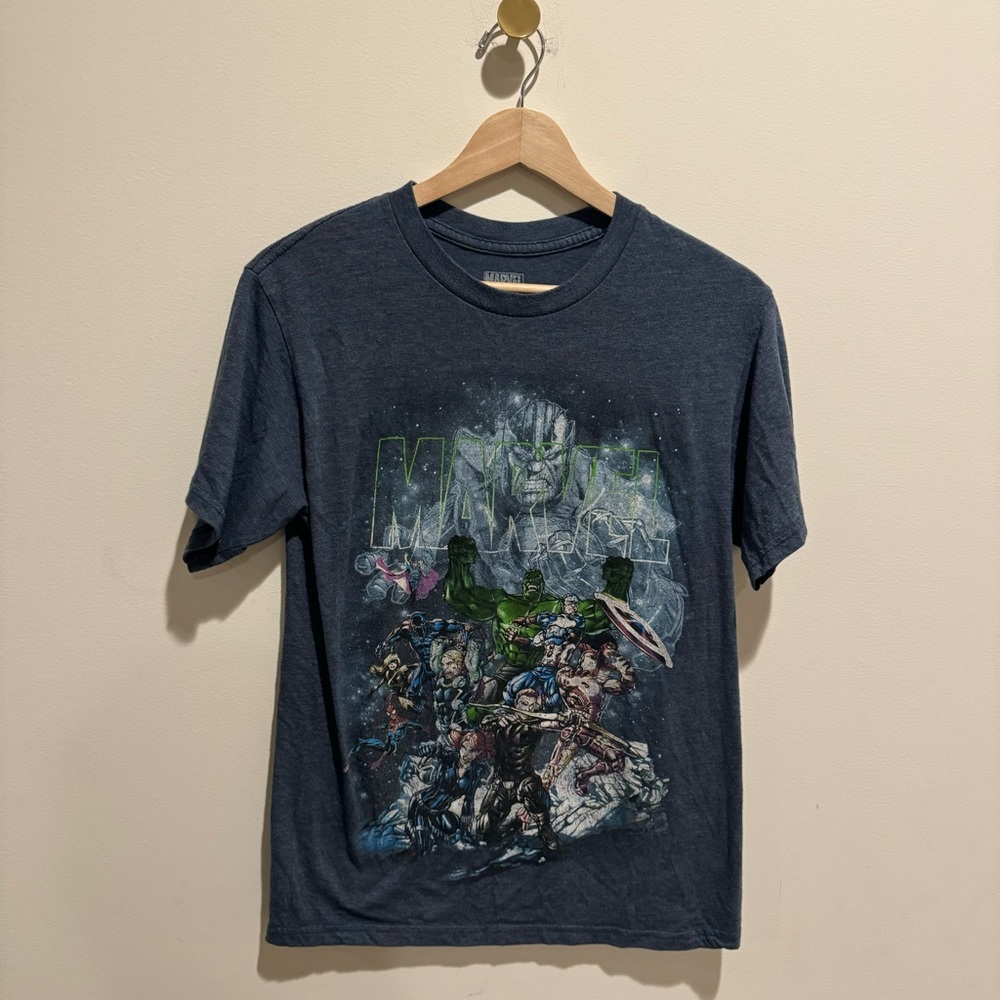 Marvel graphic tshirt blue color size small